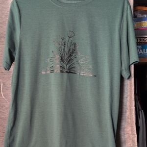 SHEIN Forest Green Graphic Tee